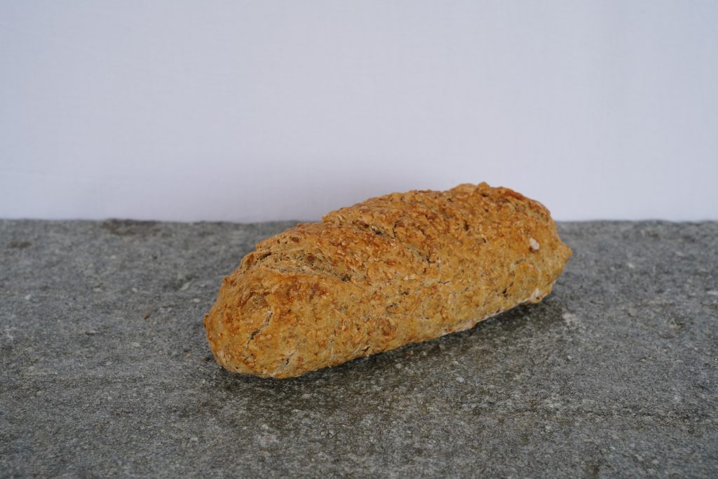 Dinkelruchbrot aus dem Holzofen vom Hofladen Riedweid in Mosen